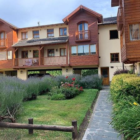Departamento Centrico - 4 Personas Διαμέρισμα San Martín de los Andes Εξωτερικό φωτογραφία