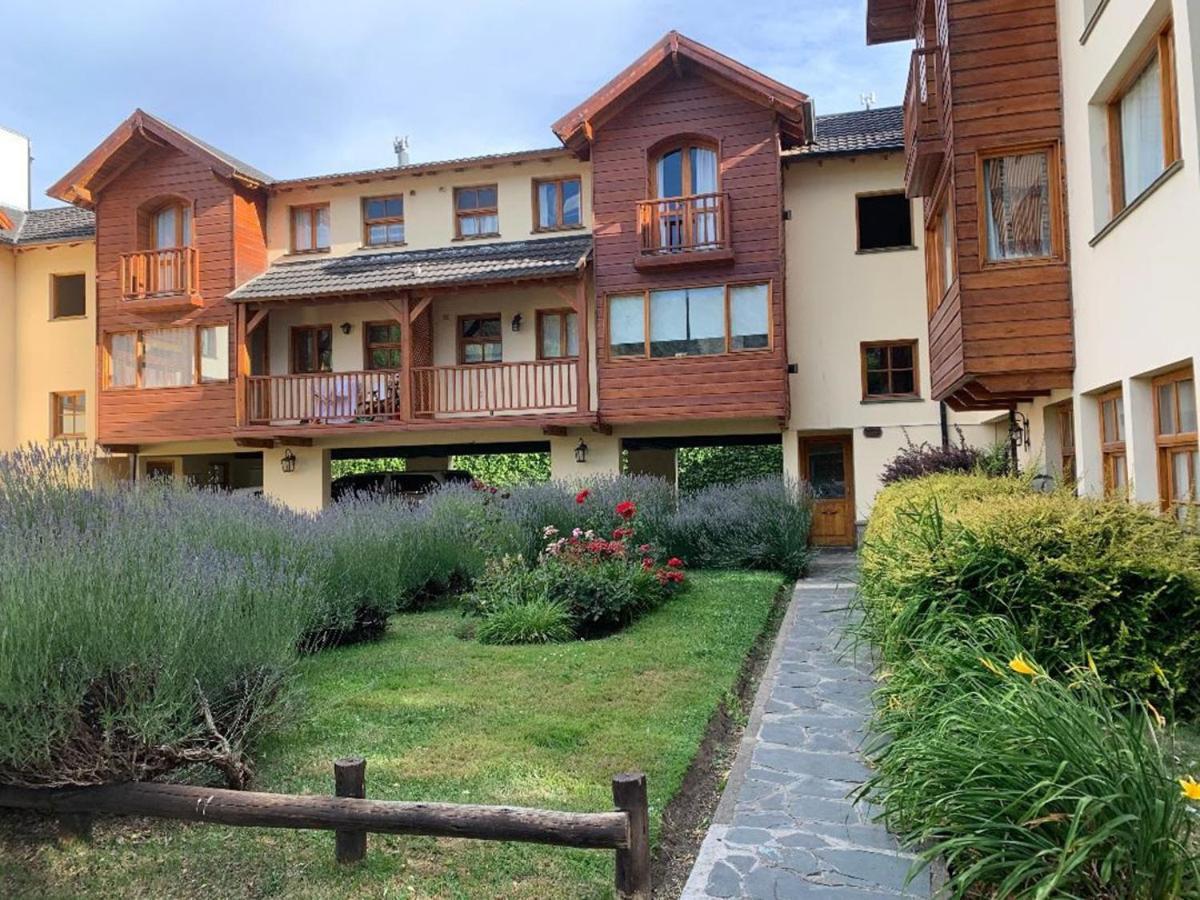Departamento Centrico - 4 Personas Διαμέρισμα San Martín de los Andes Εξωτερικό φωτογραφία