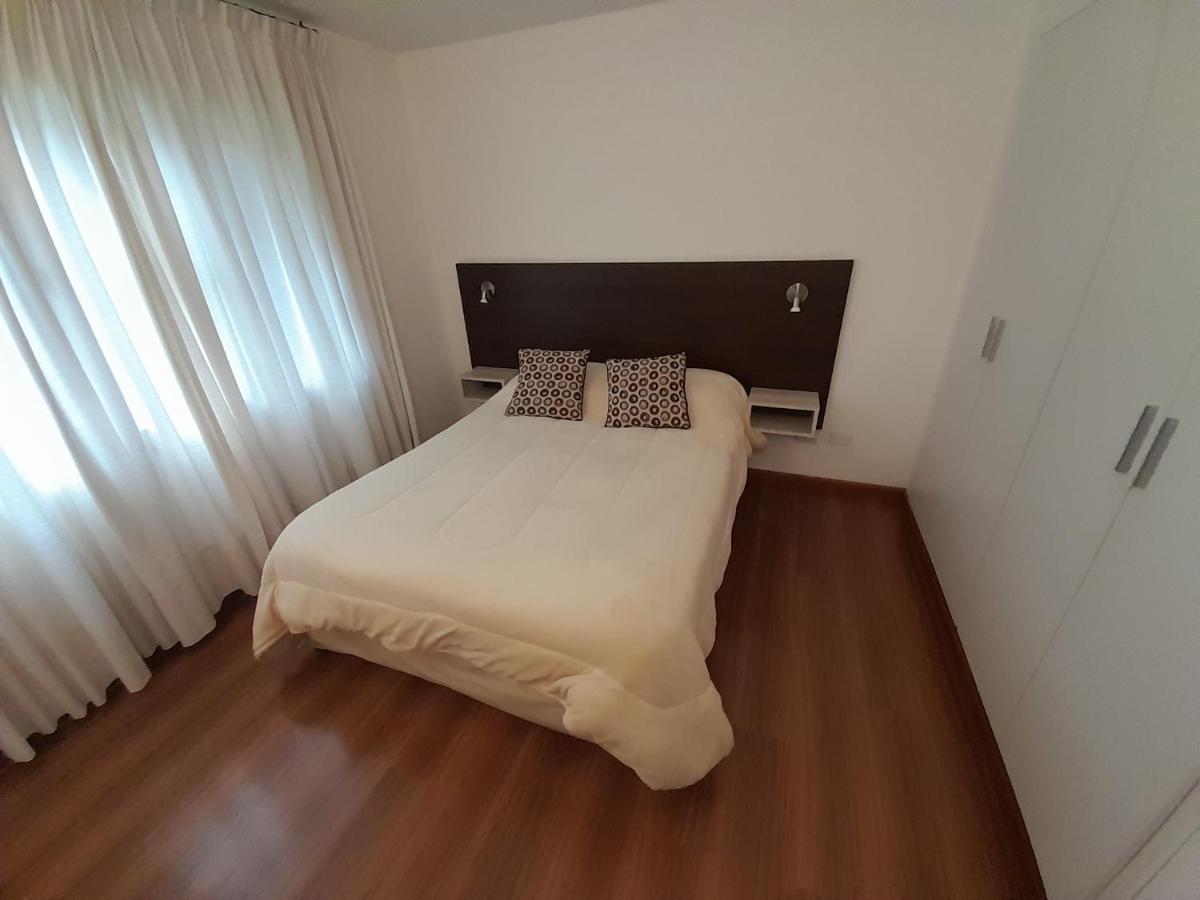 Departamento Centrico - 4 Personas Διαμέρισμα San Martín de los Andes Εξωτερικό φωτογραφία