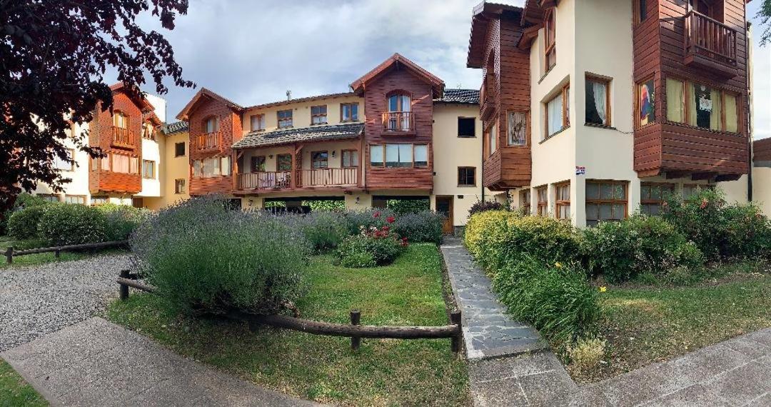 Departamento Centrico - 4 Personas Διαμέρισμα San Martín de los Andes Εξωτερικό φωτογραφία